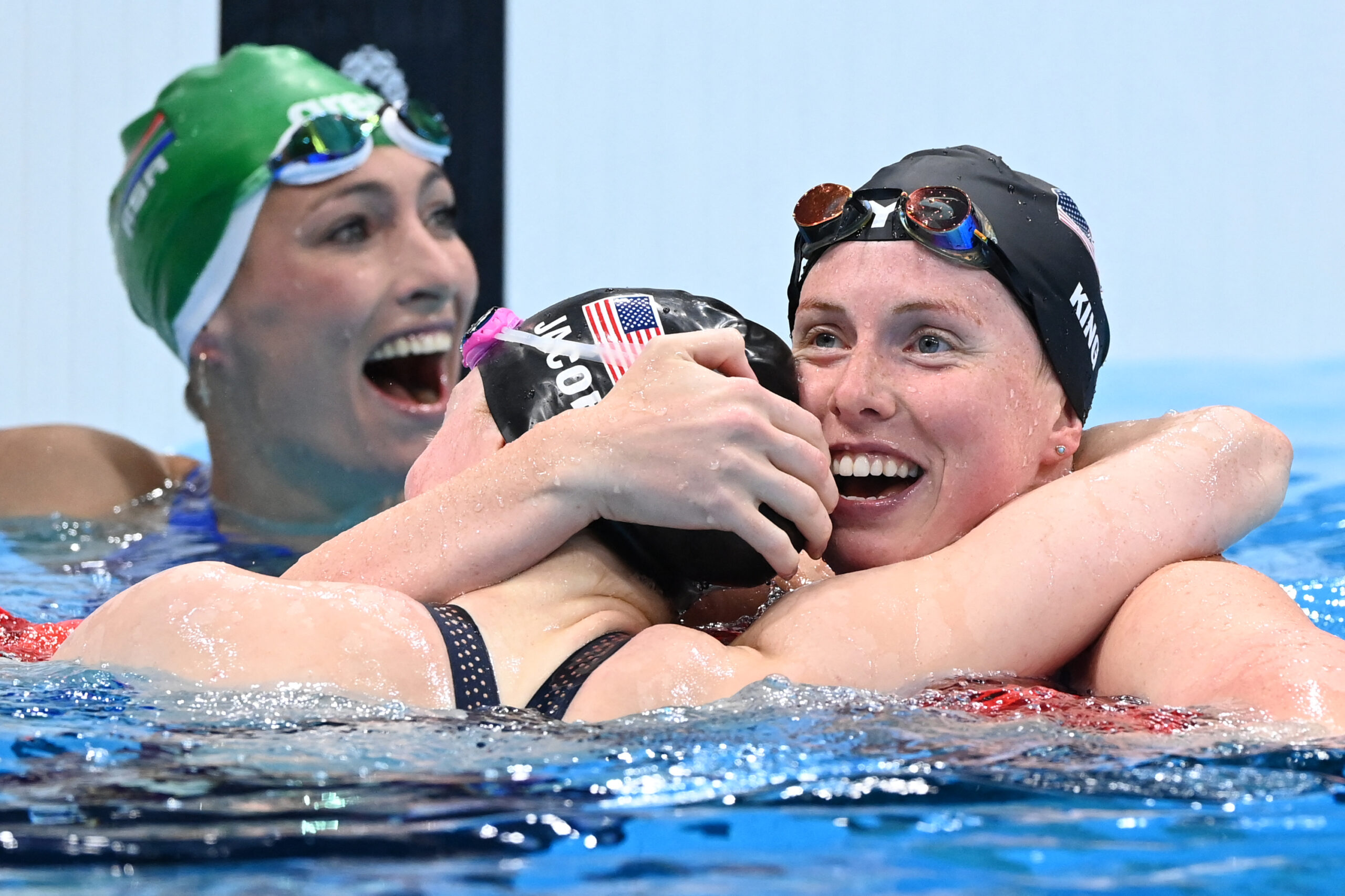 Lydia Jacoby wins Gold