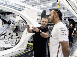 Lewis Hamilton visits Mercedes factory