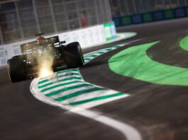 Mercedes sets early pace at Saudi Arabian GP