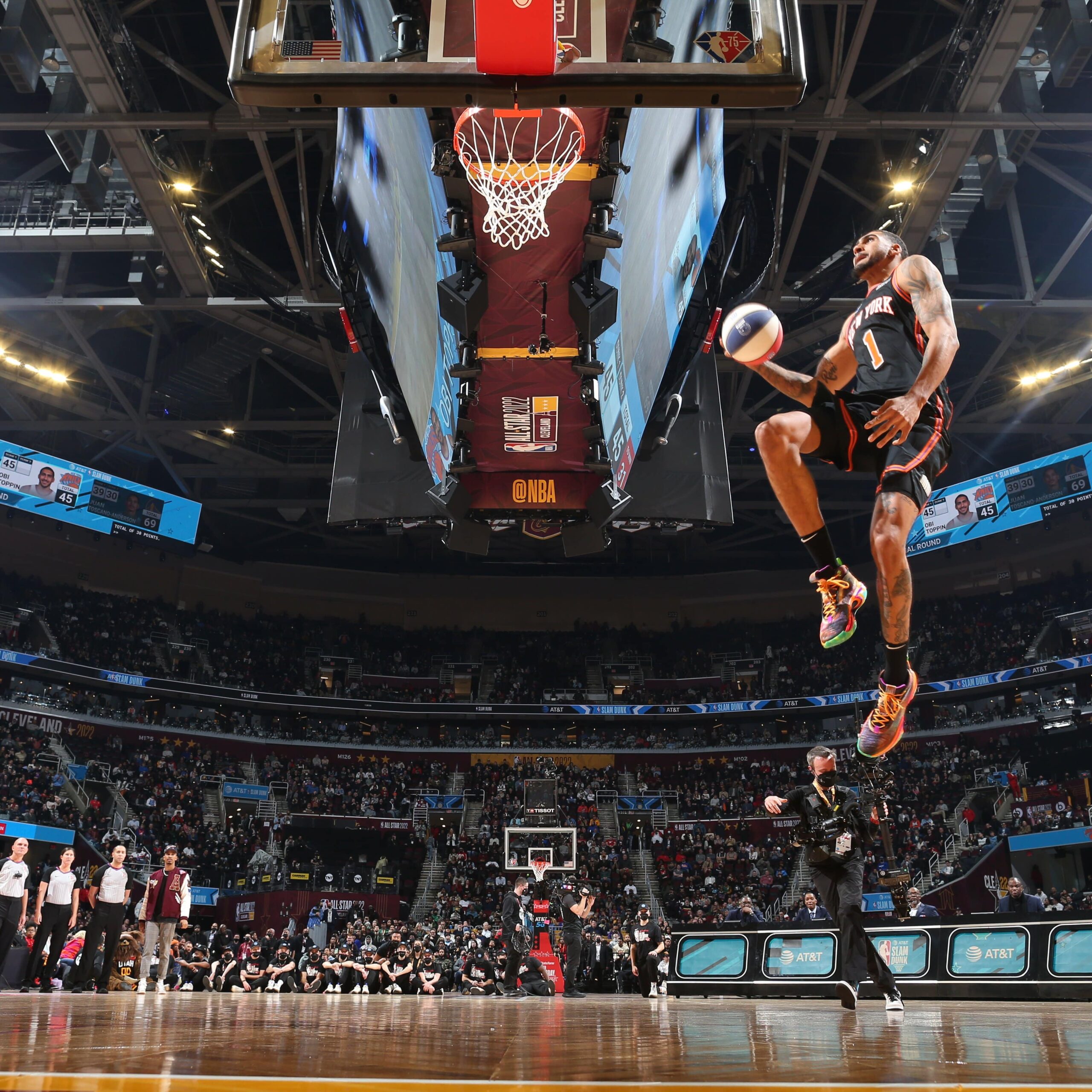 Knicks forward Obi Toppin wins 2022 AllStar Slam Dunk contest